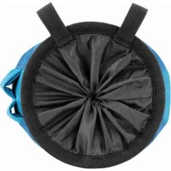 Petzl Saka Chalkbag - Blue 5 Petzl Saka Chalkbag - Blue -Edelrid Verkoopwinkel s039ba00 saka chalkbag blue 2 1008092